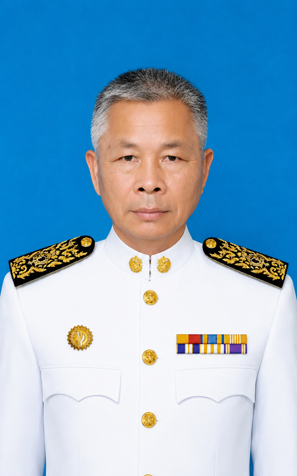 นายวรวุฒิ เต็นตารัมย์ 